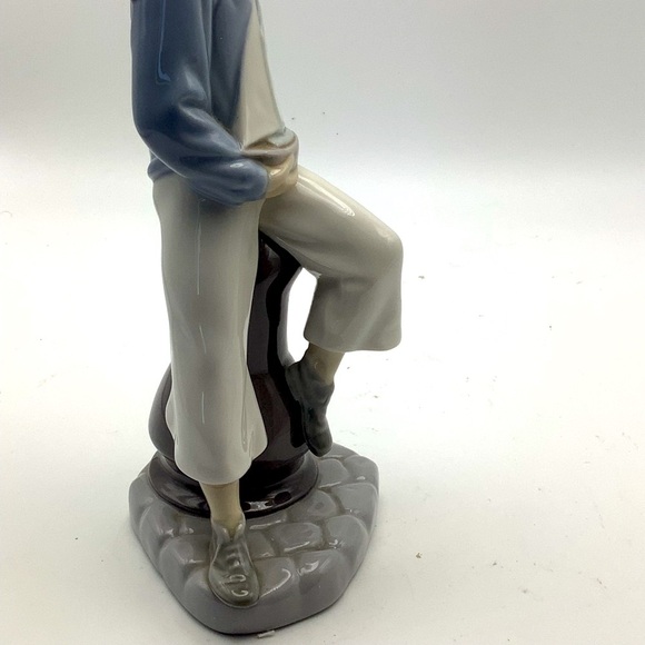 Vintage Llardo Spain Porcelain Sailor Boy Figurine - Picture 11 of 15